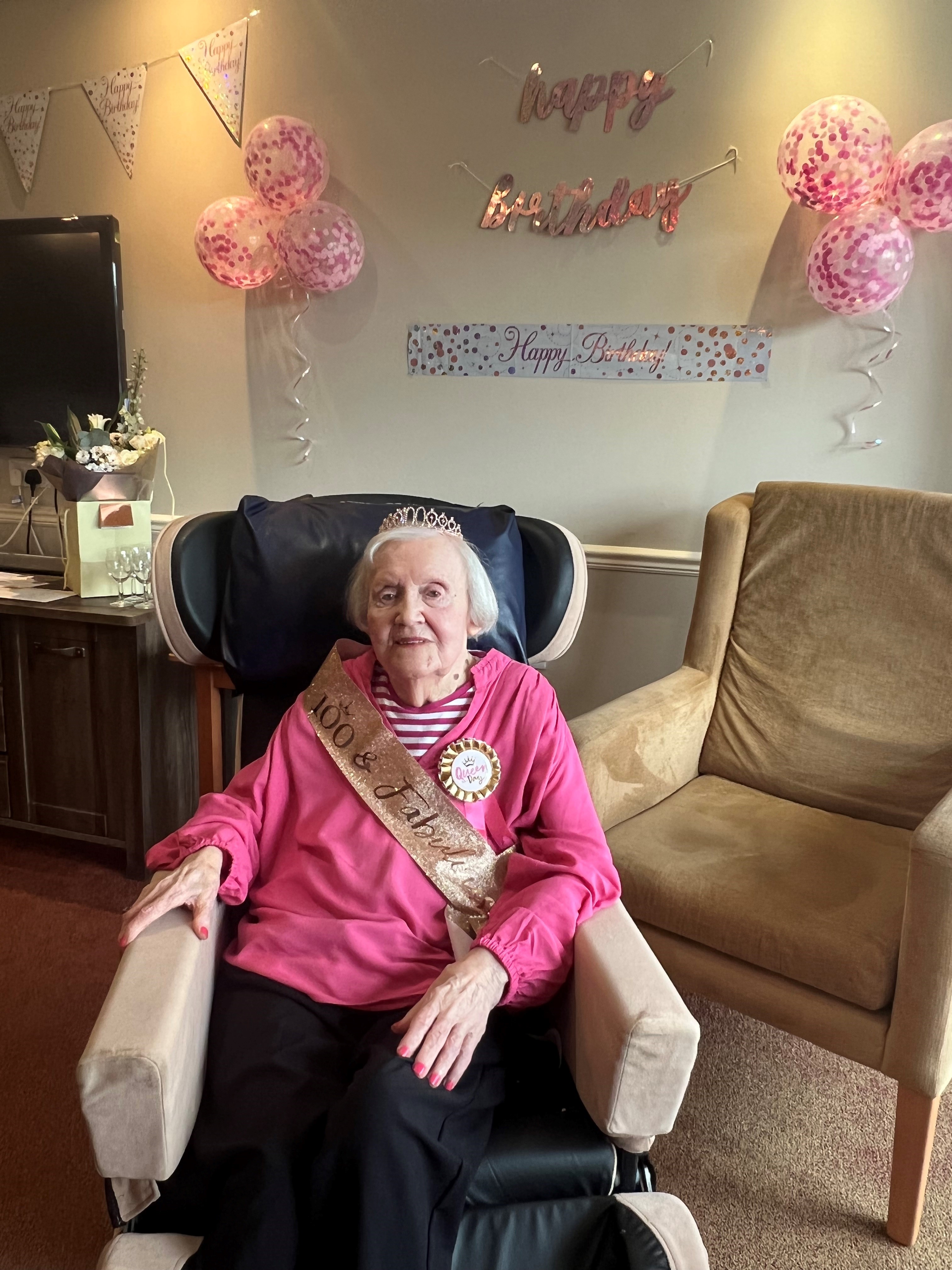 Former Land Girl Celebrates 100th Birthday