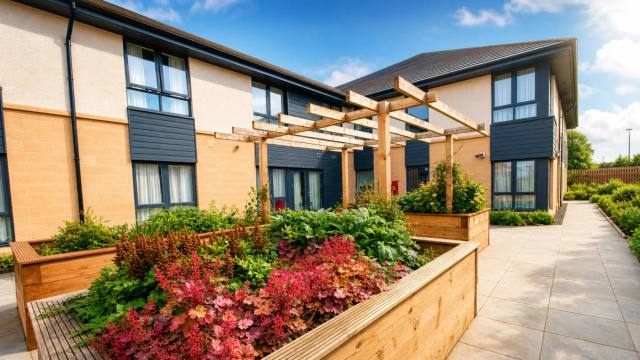 The Oaks Care Home - photo 1
