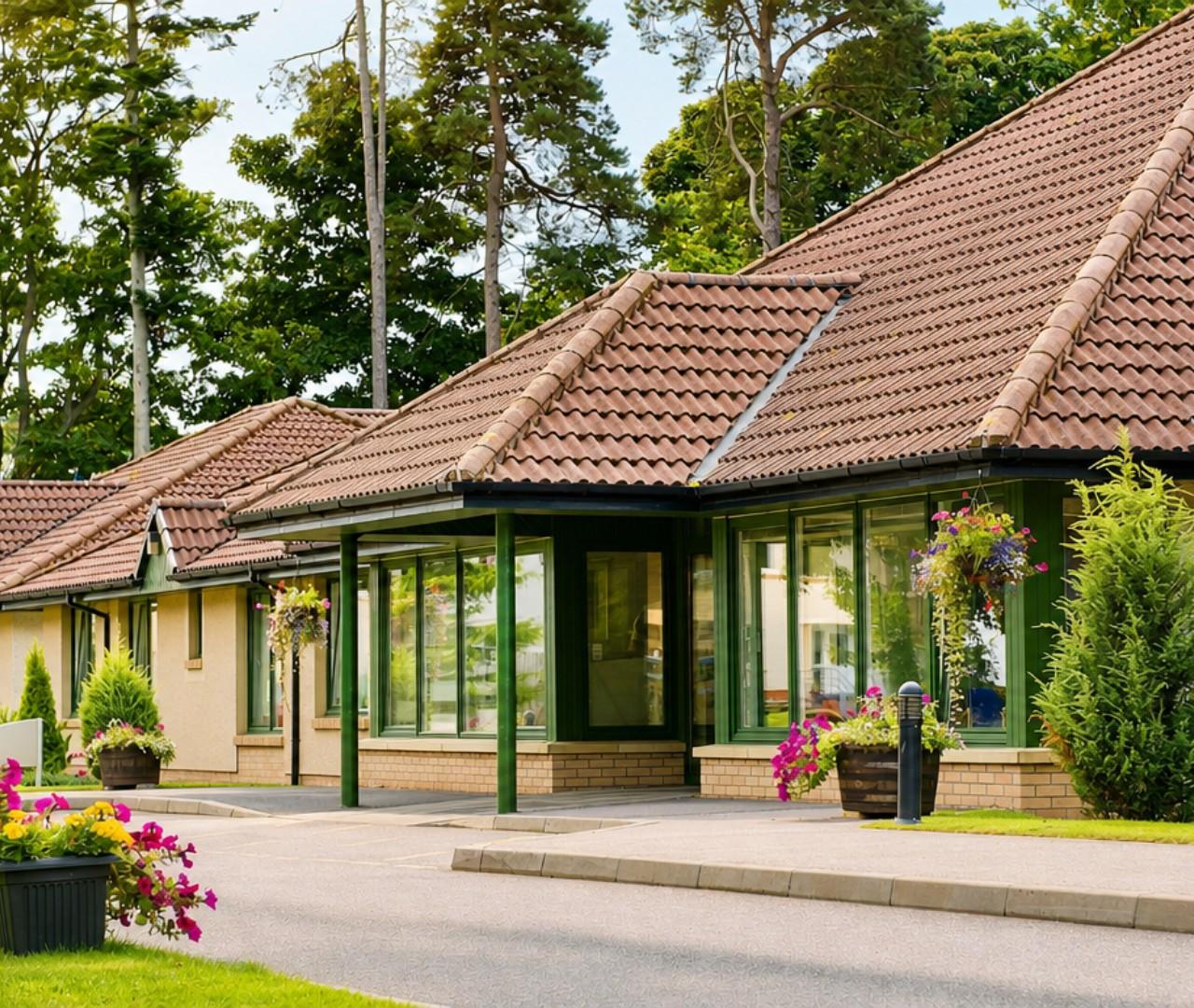 Manor Care Centre - photo 1