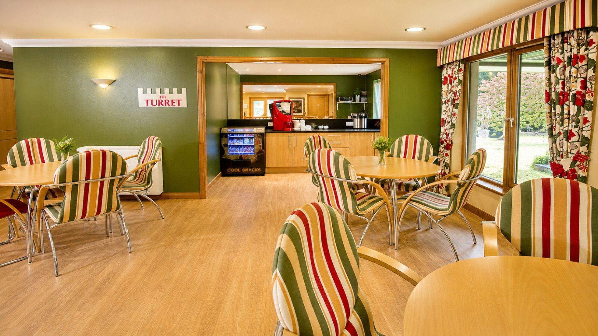 Manor Care Centre - photo 2