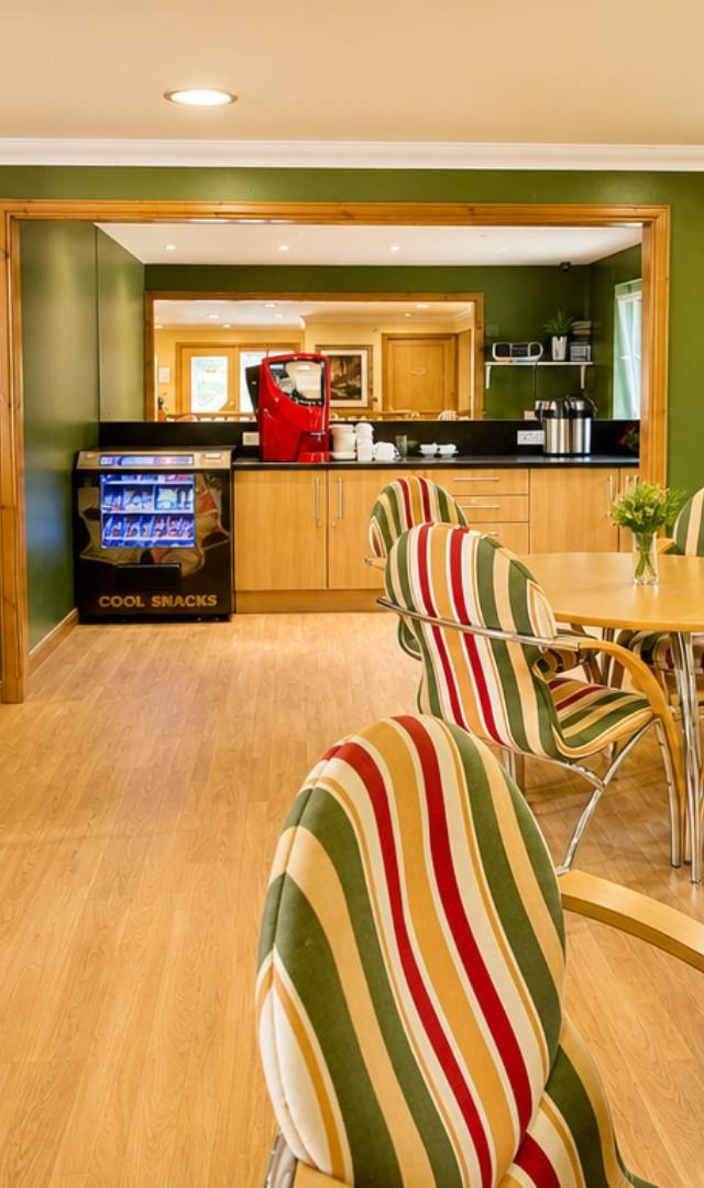 Manor Care Centre - photo 2