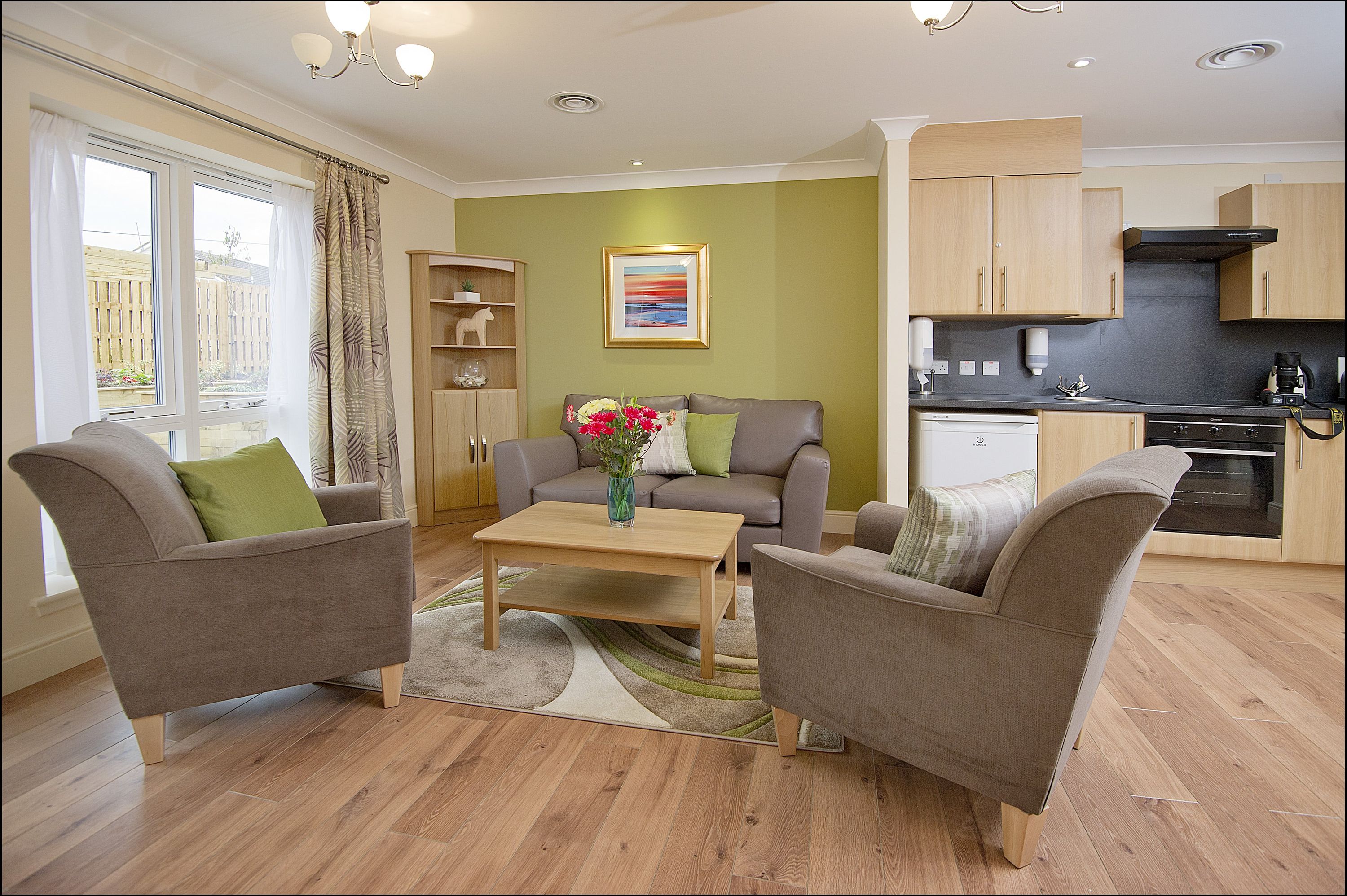 The Oaks Care Home - photo 2